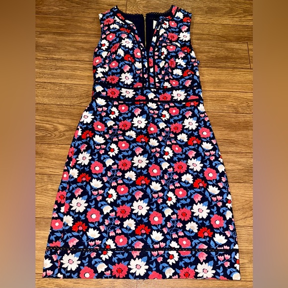 kate spade Dresses & Skirts - Kate spade size 2 daisy jacquard sheath dress